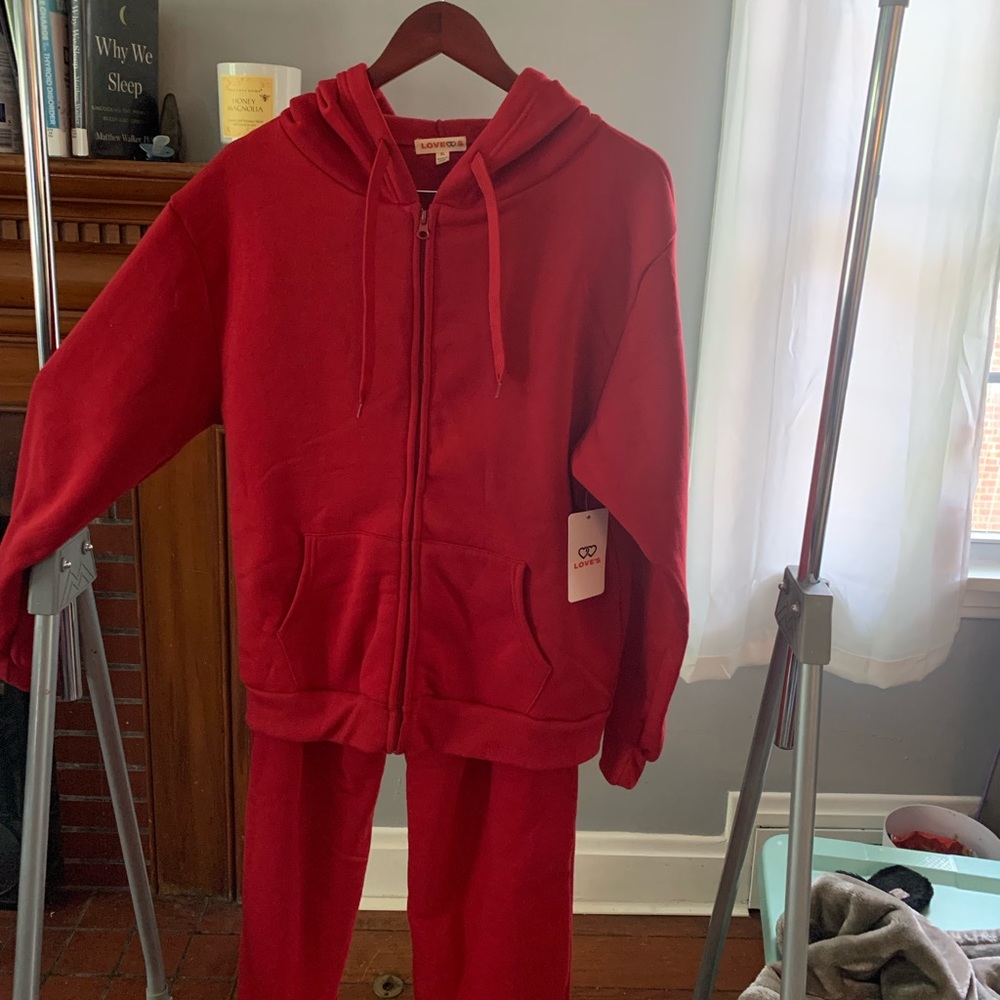 Basic Soft & Comfy Red Matching Set